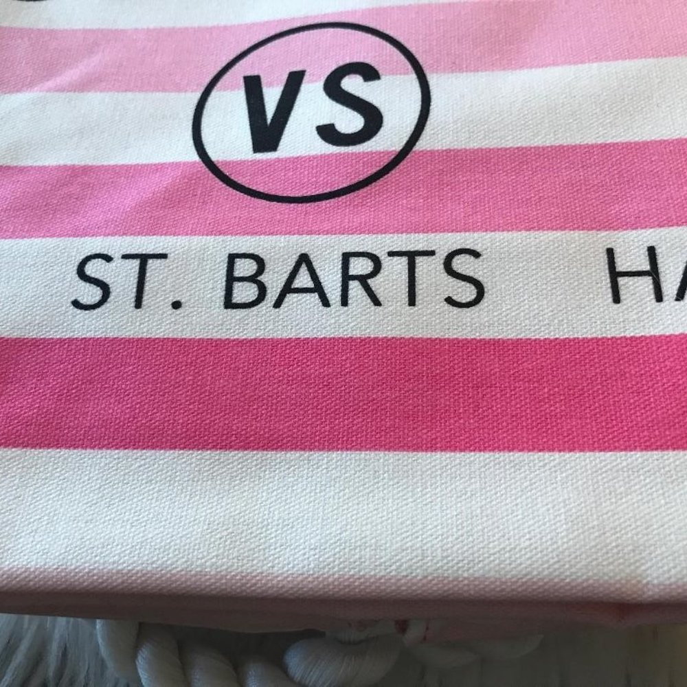 Victorias Secret Tote/Flip Flop Set- NEW